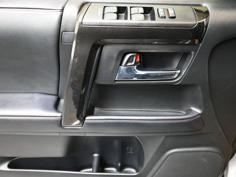 Used 2021 Toyota 4Runner Venture w/ Moonroof Package image 21