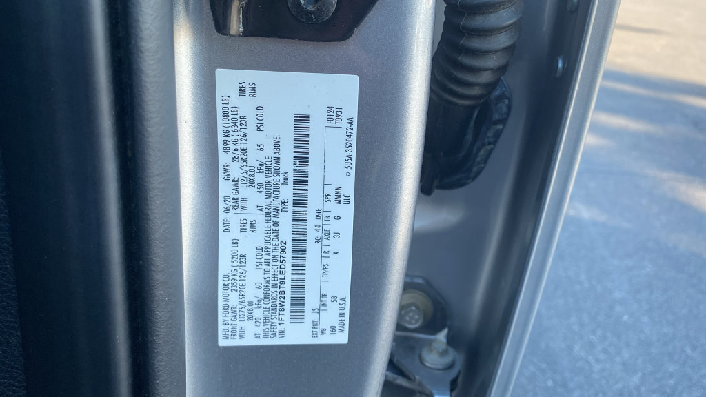 Used 2020 Ford F250 Lariat w/ Lariat Ultimate Package AWD/4WD image 18