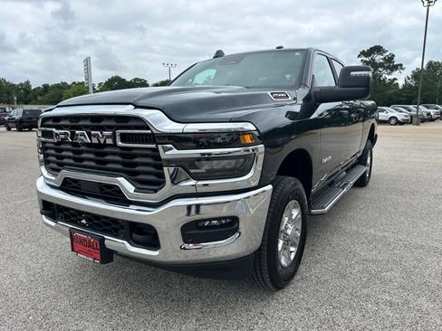 Certified 2026 RAM 2500 Big Horn AWD/4WD image 3