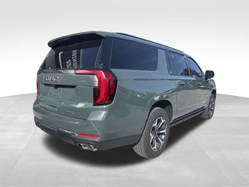 Used 2026 GMC Yukon XL AT4 w/ AT4 Premium Plus Package AWD/4WD image 7