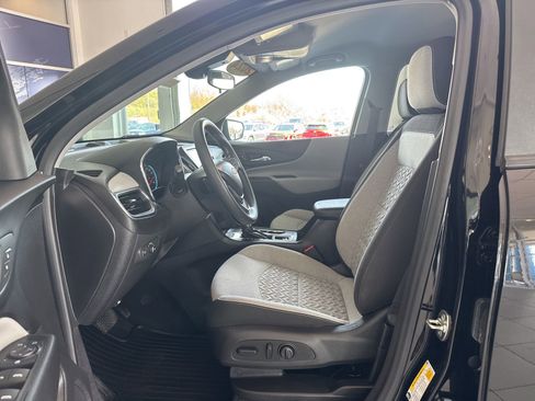 Used 2024 Chevrolet Equinox LS w/ LS Convenience Package image 18