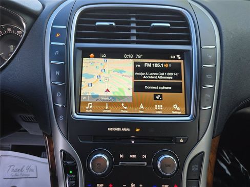 Used 2016 Lincoln MKX Reserve w/ Luxury Package FWD image 21