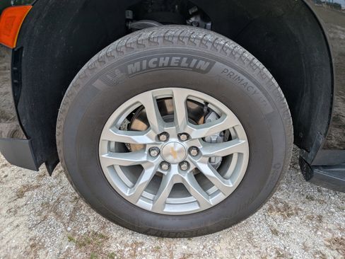 Used 2024 Chevrolet Tahoe LS image 11