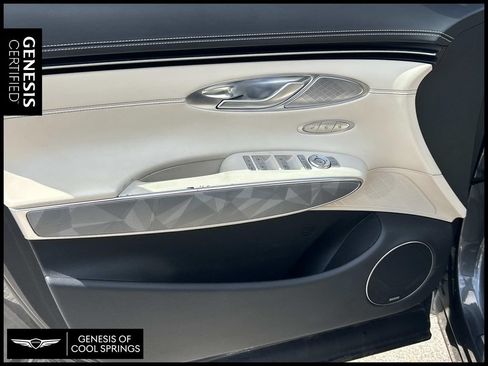 Used 2022 Genesis GV70 3.5T Sport w/ Sport Advanced Package AWD/4WD image 19