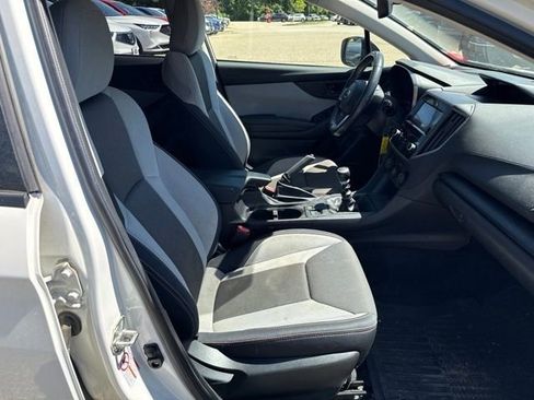 Used 2019 Subaru Crosstrek 2.0i Premium AWD/4WD image 16