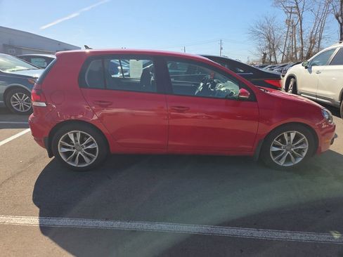 Used 2013 Volkswagen Golf TDI image 4