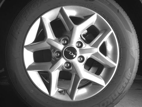 Used 2025 Kia Soul LX w/ LX Technology Package FWD image 11