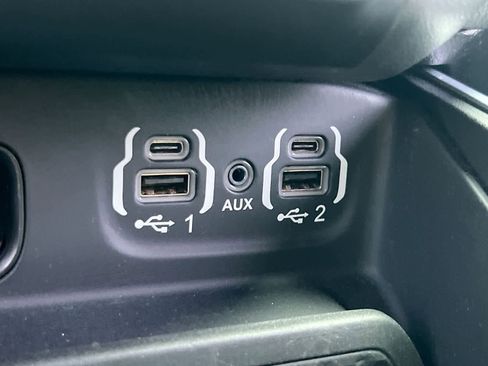 Used 2020 RAM 1500 Big Horn AWD/4WD image 30