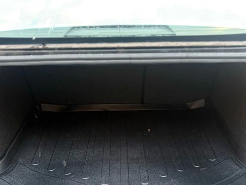 Used 2014 MAZDA MAZDA3 i Sport image 22