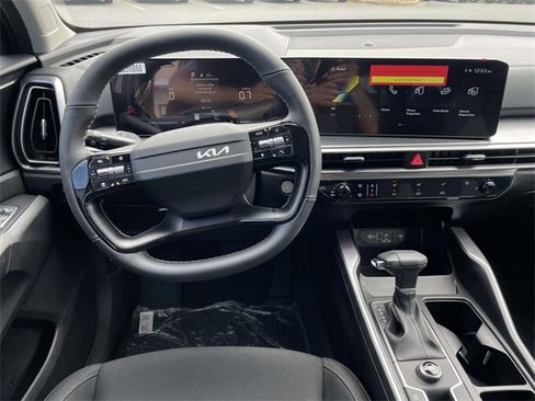 New 2026 Kia Sorento LX image 23
