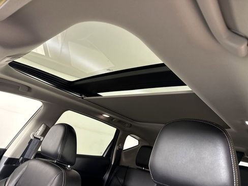 Certified 2024 Nissan Murano Platinum w/ Cargo Package image 20