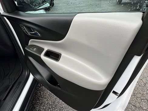 Certified 2023 Chevrolet Equinox LS image 15