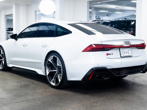 Used 2024 Audi RS 7 Performance image 4