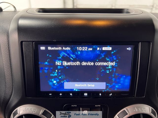 Used 2014 Jeep Wrangler Unlimited Sahara w/ Dual Top Group AWD/4WD image 37