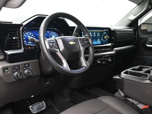 Used 2025 Chevrolet Silverado 1500 LT w/ Protection Package AWD/4WD image 21