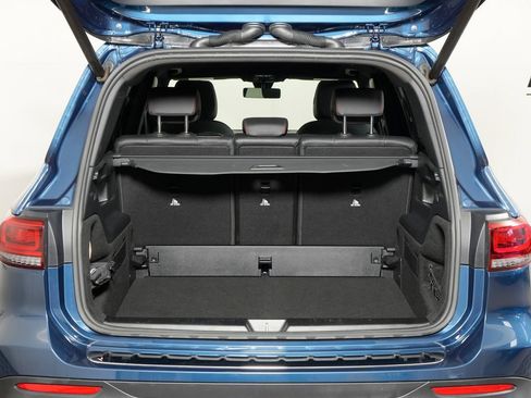 Certified 2023 Mercedes-Benz GLB 250 4MATIC image 33