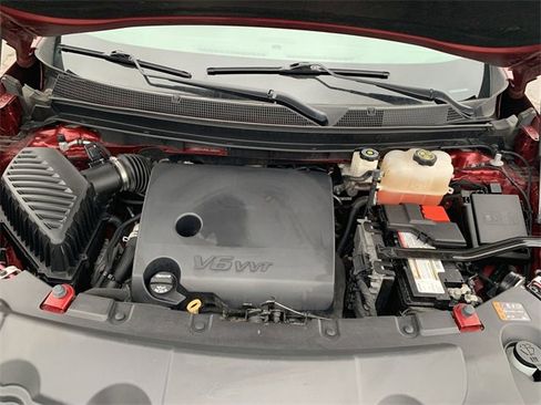 Certified 2021 Chevrolet Traverse LT image 29