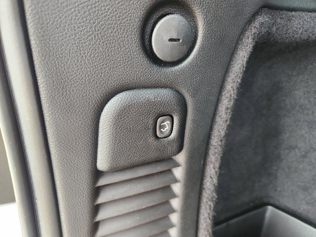 Used 2025 Dodge Durango R/T AWD/4WD image 16