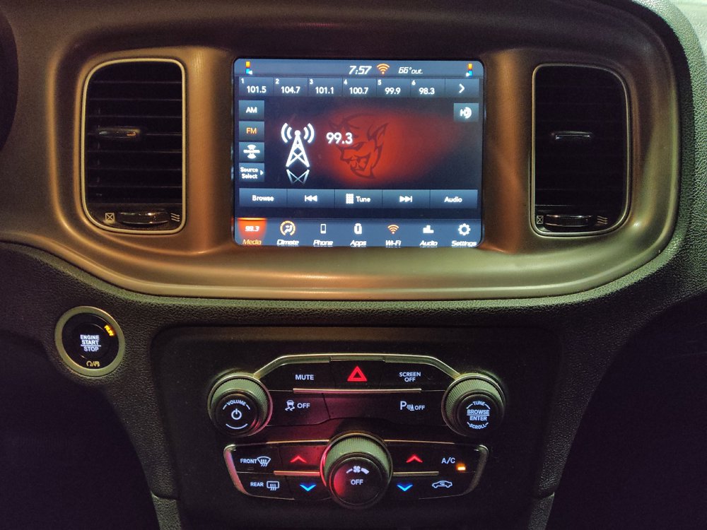 Used 2023 Dodge Charger SXT RWD image 25
