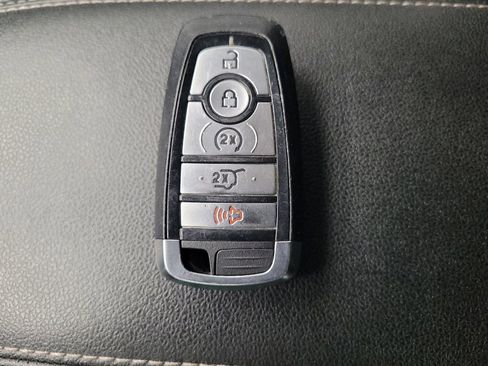 Used 2021 Ford Escape SEL FWD image 32