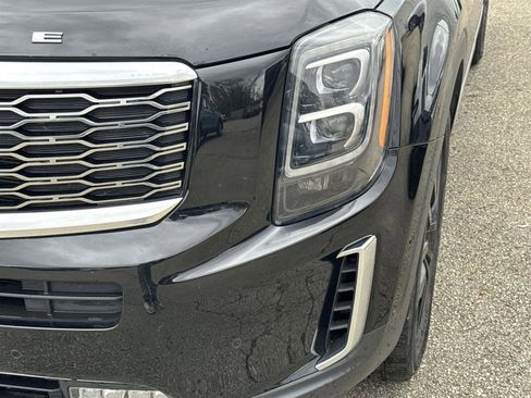 Used 2021 Kia Telluride SX w/ SX Prestige Package image 9