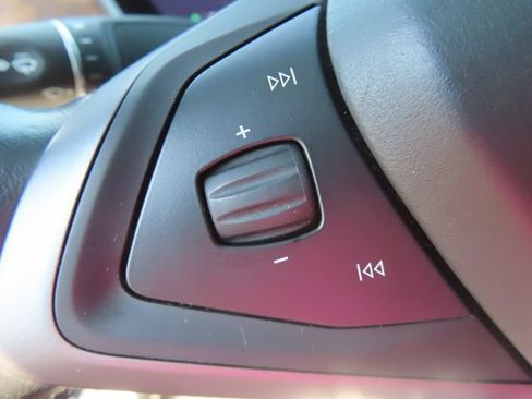 Used 2020 Tesla Model X Long Range AWD/4WD image 15