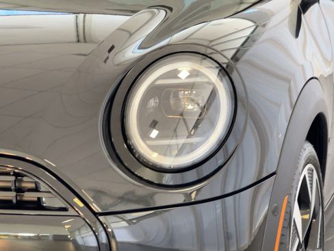 New 2026 MINI Cooper 2-Door Hardtop image 11