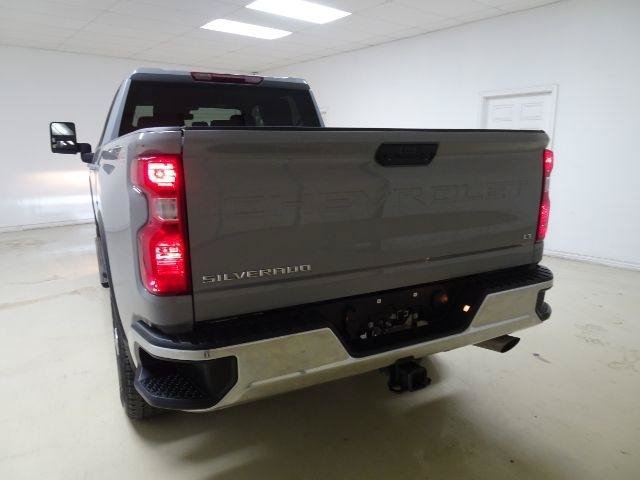 Used 2024 Chevrolet Silverado 2500 LT w/ Convenience Package AWD/4WD image 9
