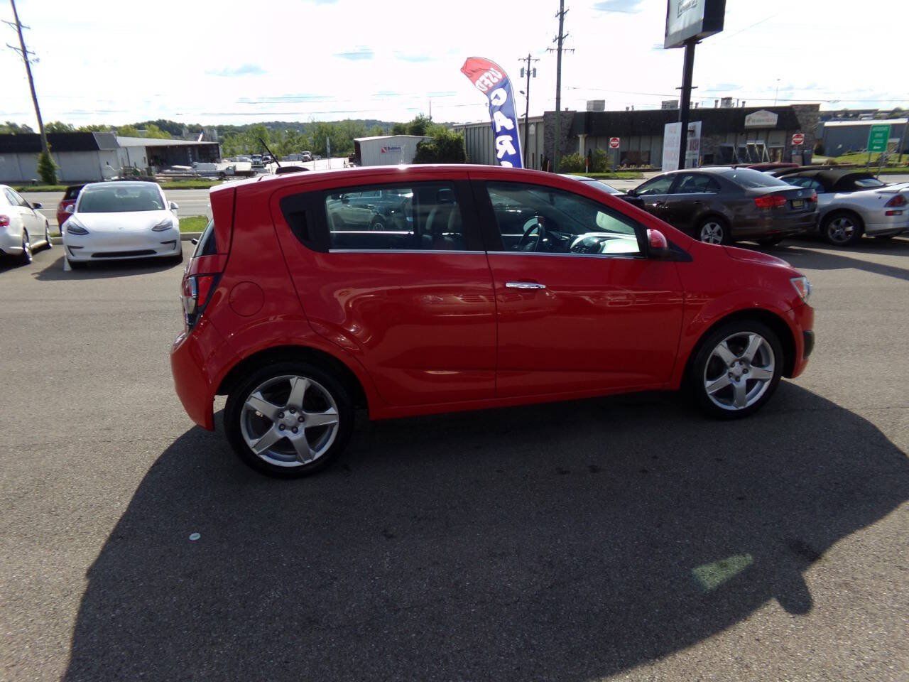 Used 2015 Chevrolet Sonic LTZ FWD image 4