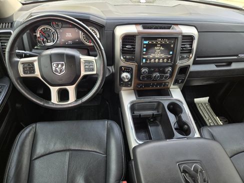 Used 2017 RAM 1500 Laramie w/ Convenience Group AWD/4WD image 10