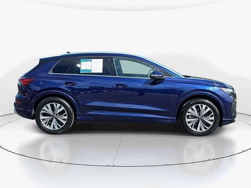 Used 2023 Audi Q4 e-tron Premium Plus w/ Premium Plus image 4