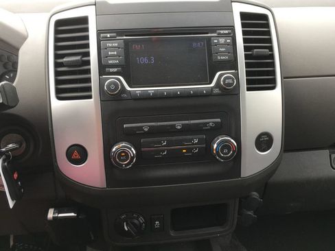 Used 2015 Nissan Xterra S w/ Value Package AWD/4WD image 10