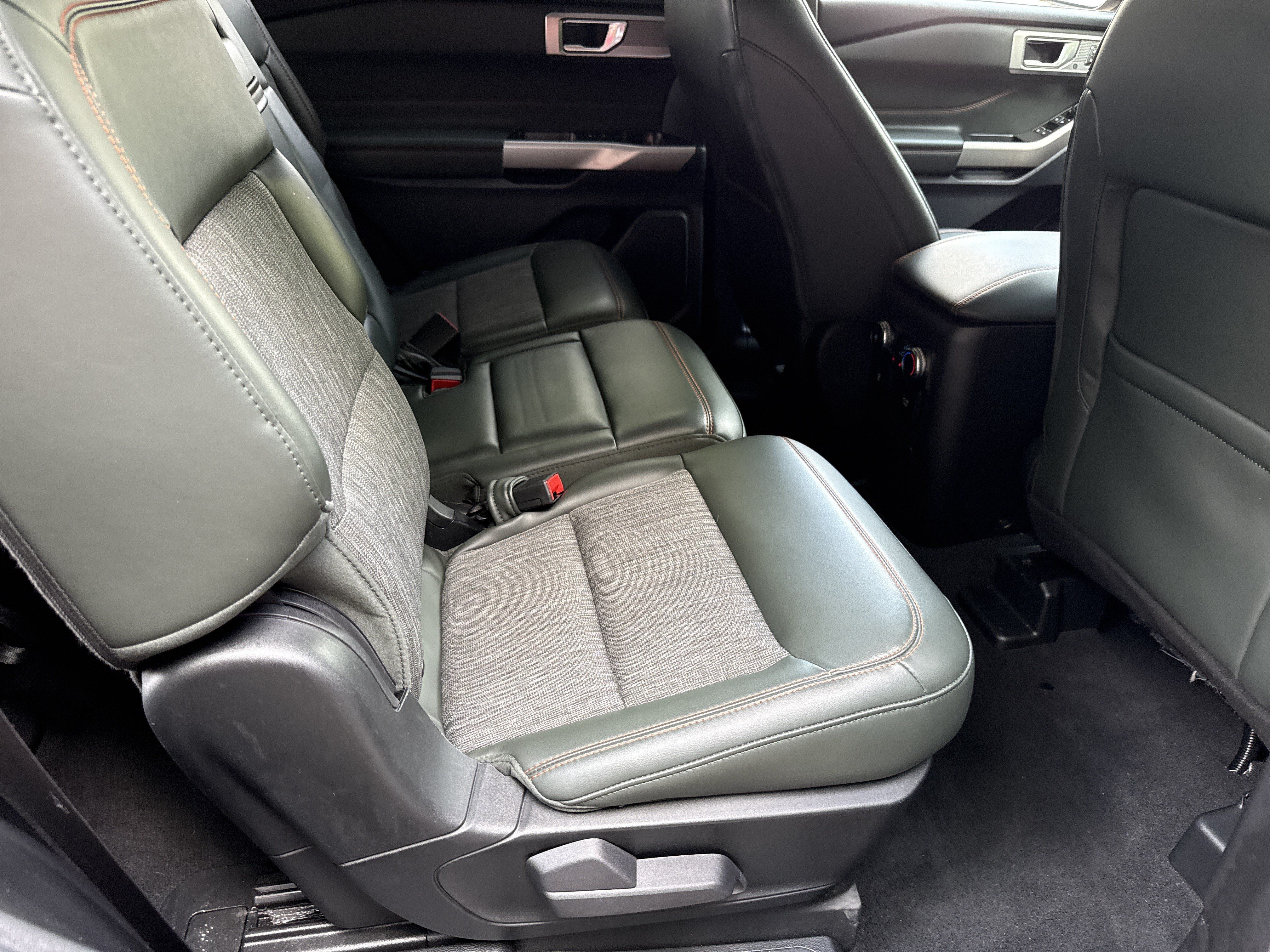 Used 2023 Ford Explorer Timberline w/ Timberline Technology Package AWD/4WD image 15