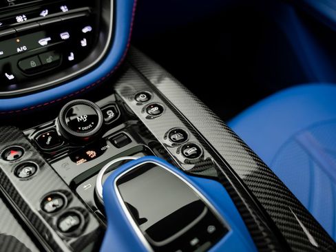 Used 2023 Aston Martin DBX 707 AWD/4WD image 54