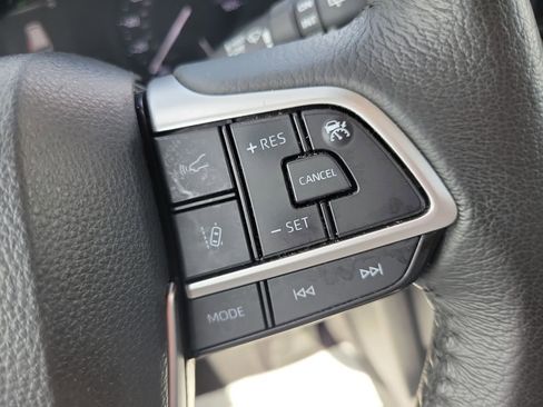 Certified 2023 Toyota Sienna XLE image 26