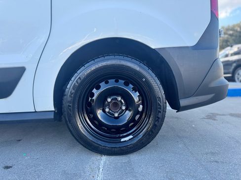 Used 2020 Ford Transit Connect XL image 17