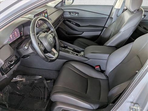 Used 2025 Honda Accord Touring image 15