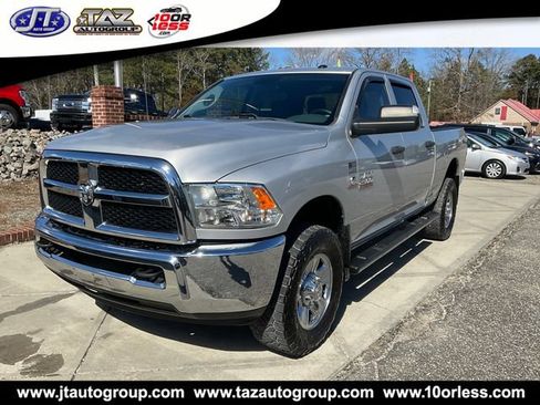 Used 2018 RAM 2500 Tradesman w/ Chrome Appearance Group AWD/4WD image 3