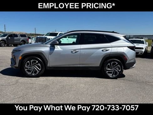 Used 2025 Hyundai Tucson Limited AWD/4WD image 2