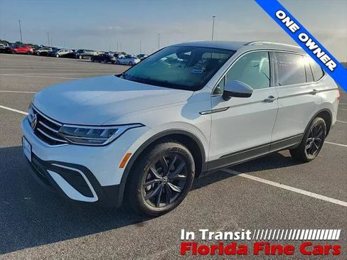 Used 2024 Volkswagen Tiguan Wolfsburg Edition FWD image 2