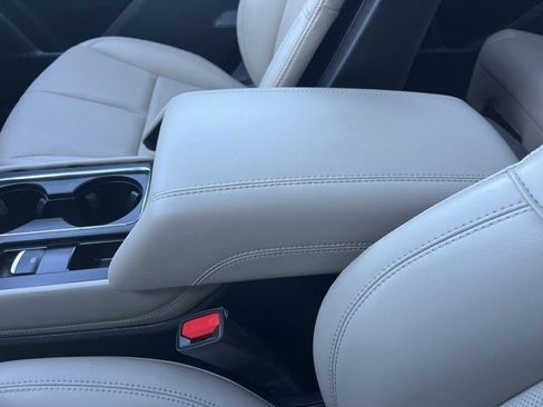 Used 2025 Lincoln Corsair Grand Touring w/ Equipment Group 301A image 39