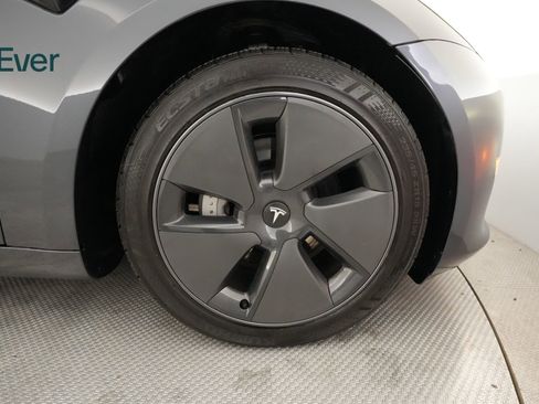 Used 2023 Tesla Model 3 Standard Range image 20