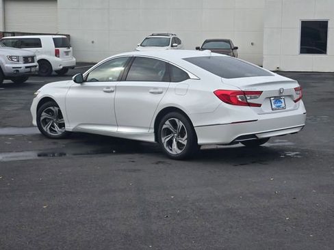 Used 2018 Honda Accord EX image 6