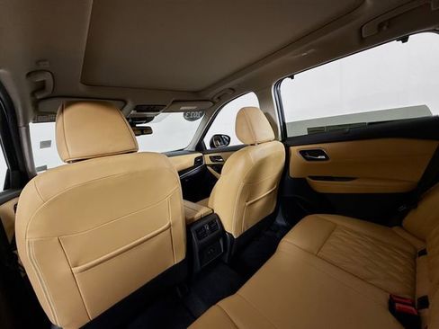 Certified 2023 Nissan Rogue Platinum image 10