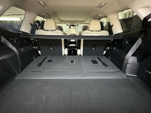 Used 2025 Subaru Ascent Limited AWD/4WD image 25