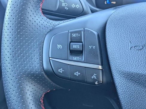 Used 2025 Ford Escape ST-Line image 22