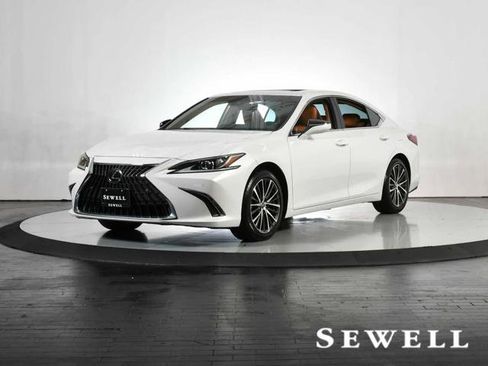 Certified 2025 Lexus ES 350 w/ Premium Package FWD image 1
