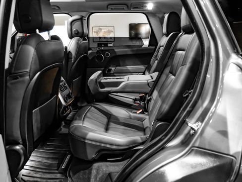 Used 2019 Land Rover Range Rover Sport HSE AWD/4WD image 36