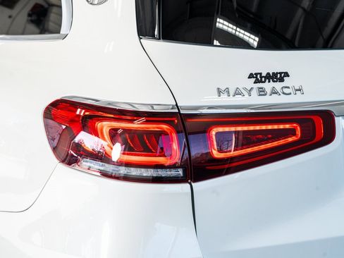 Used 2021 Mercedes-Benz Maybach GLS 600 Maybach GLS 600 image 25