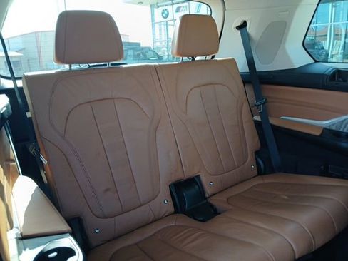 Used 2019 BMW X7 xDrive40i w/ Premium Package image 11